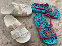 2 pairs child size T10 sandals