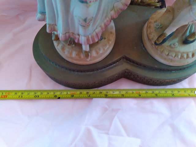 ANTIQUE PORCELAIN TABLE LAMP in Indoor Lighting & Fans in Barrie - Image 10