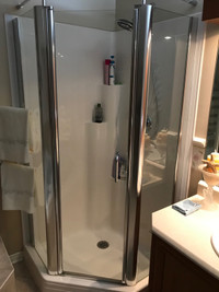 Porte de douche neo angle en verre pour base de 38 pouces 
