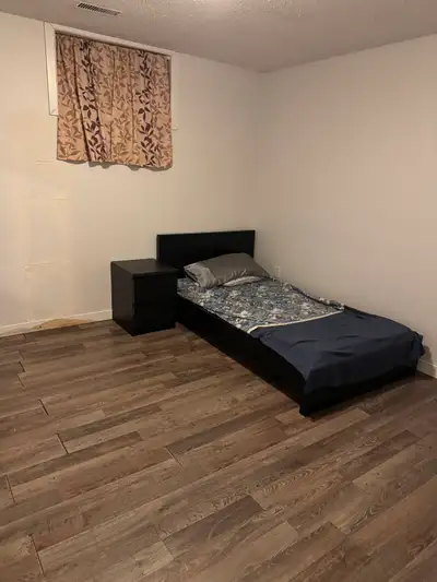 Bedroom available to be rented in the basement of a newly renovated bungalow. Available to be rented...