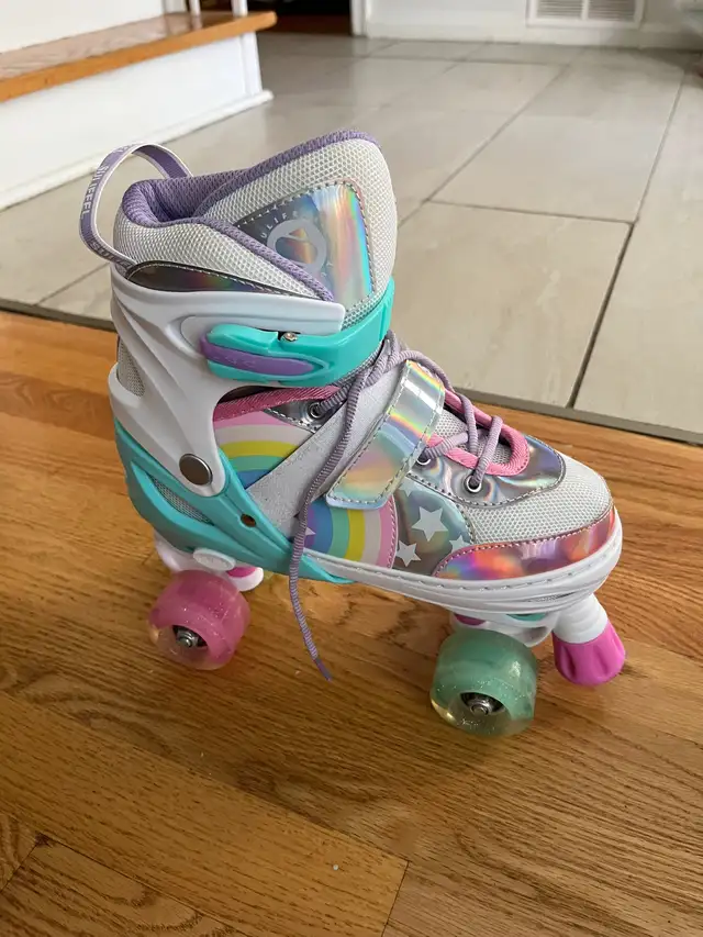 Roller skates for youth in Skates & Blades in City of Toronto - Image 3