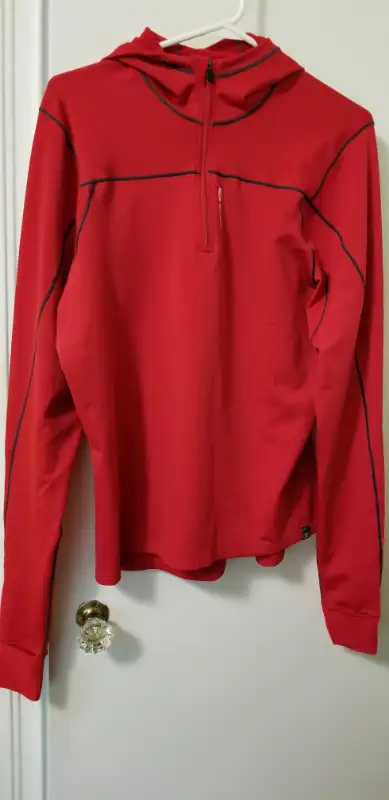 SUGOI Hoodie - Large, View more