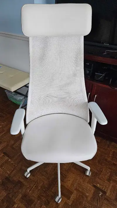 IKEA JÄRVFJÄLLET Office Chair white, View more