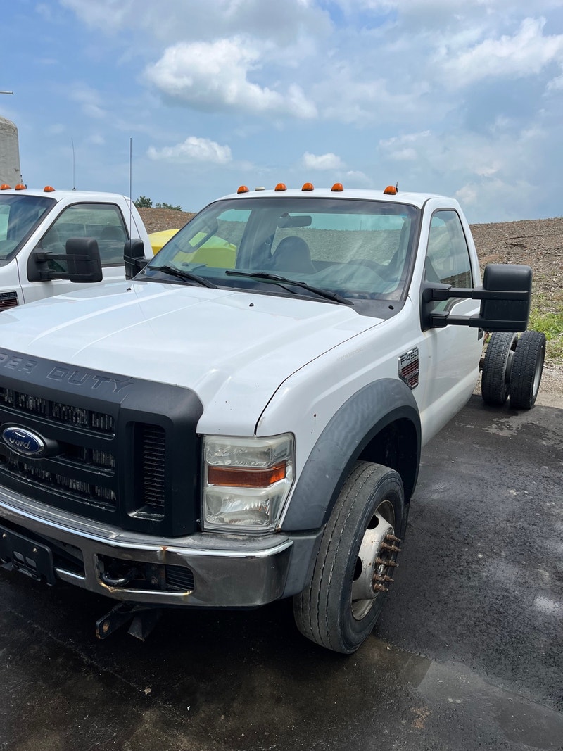 2008 F450 Chassis Cab. Cars & Trucks Windsor Region Kijiji