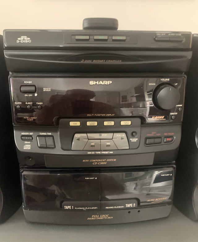 Sharp Mini Stereo System in General Electronics in Oakville / Halton Region - Image 3