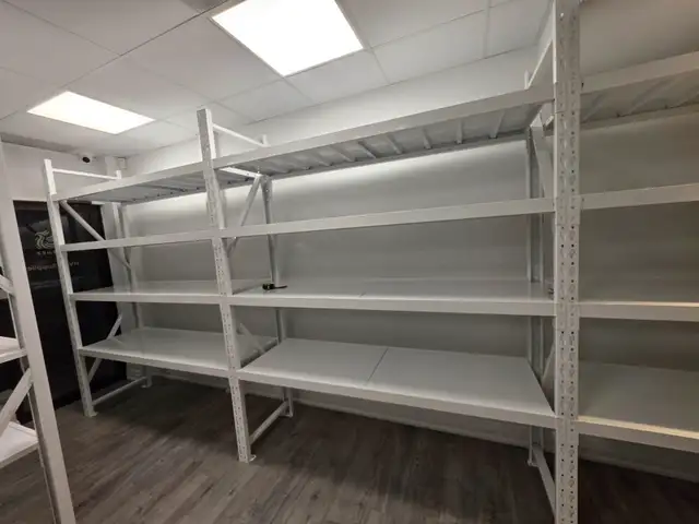 Industrial Shelving | Heavy Duty Boltless Steel in Bookcases & Shelving Units in City of Toronto - Image 5
