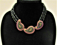 NEW IN BOX, HEIDI DAUS "DIVINE MISS PAISLEY" NECKLACE