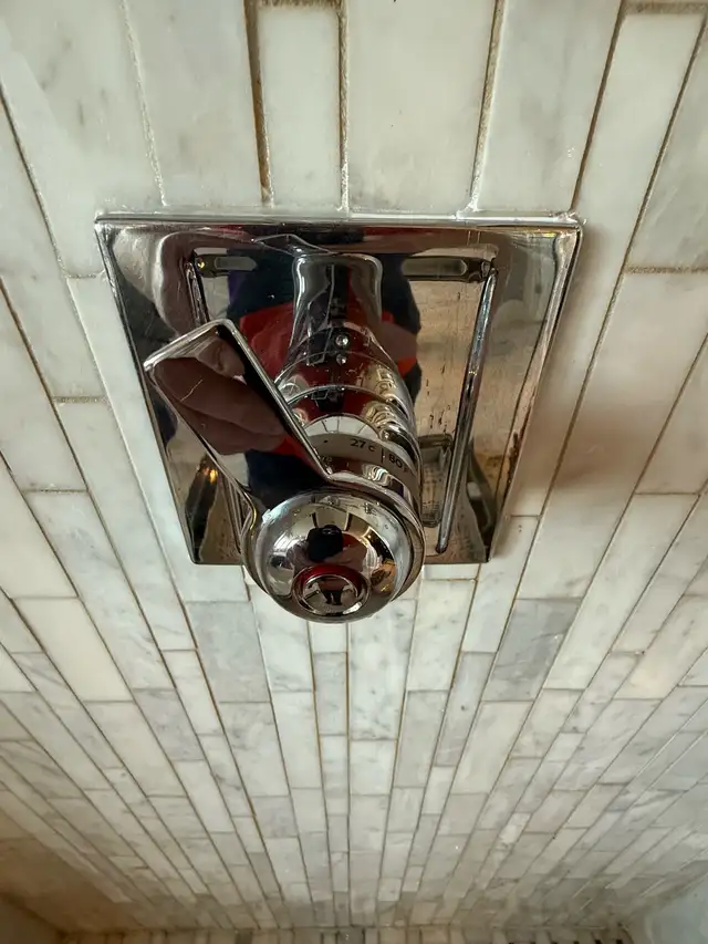 Plumber Available476383891623792642