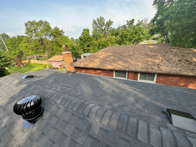 Full roof replacement || roof repair 24/7 in Roofing in Mississauga / Peel Region