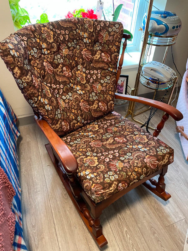 Antique Rocking Chair + 2 extra frames (see photos) in Chairs & Recliners in Markham / York Region