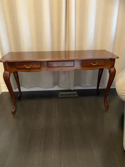 Beautiful Cherry Wood Finish Hall Table
