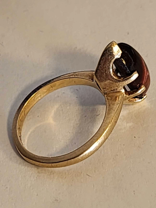 Cat's Eye 10k Gold Ring Approx Size 8.5 3.62 grams  in Jewellery & Watches in City of Toronto - Image 4