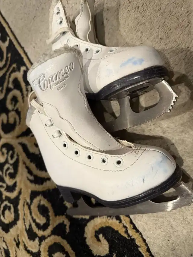 Size 10, Cameo by Jackson64520004862082120