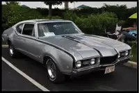 1967 TO 72 OLDS muncie/ 4spd and console/ parts