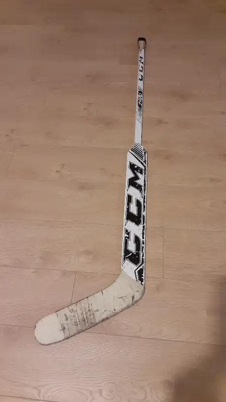 Hockey Goalie Sticks 4 of them GREAT VALUE in Hockey in Mississauga / Peel Region - Image 5