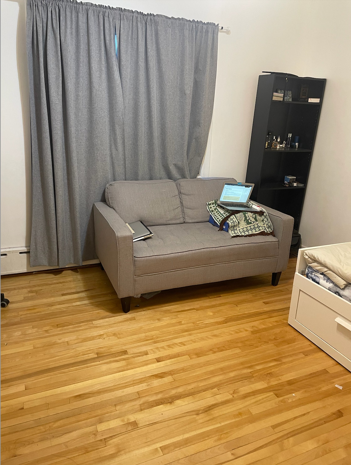 Private Furnished Rooms for Rent (Female) – Available September — photo 3