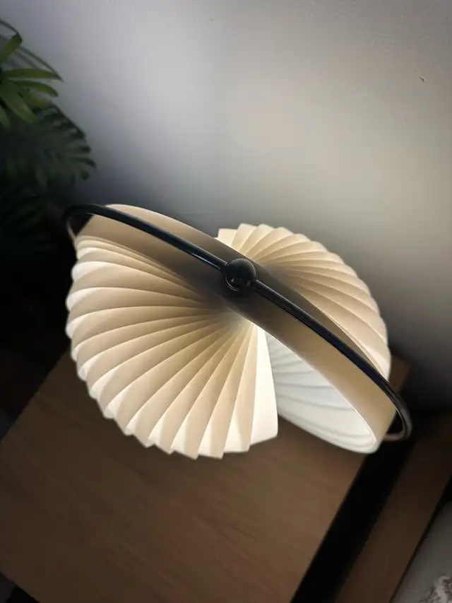 Verner Panton Style Moon Eclipse Lamp in Indoor Lighting & Fans in Ottawa - Image 4