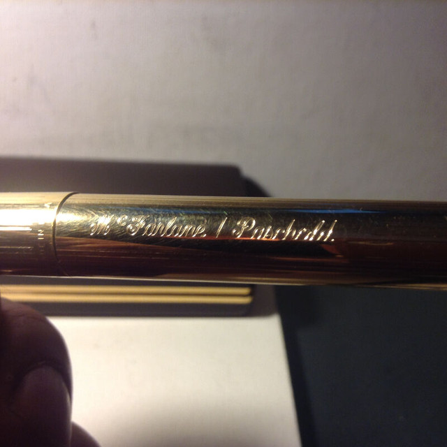 Sheaffer Legacy Heritage 14K Gold G/T Nib Fountain Pen 0.7mm in Arts & Collectibles in Vancouver - Image 2