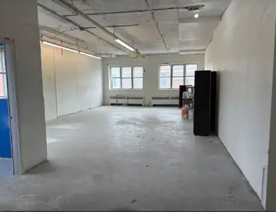 *No visits without an appointment* If you see the ad, it’s available! Characteristics -1000 sqft -13...
