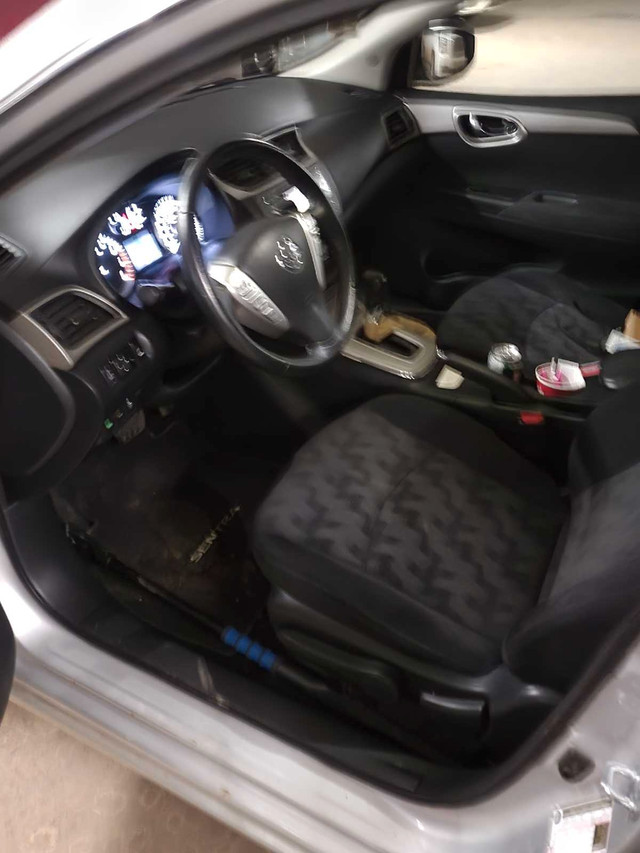 2o13 Nissan Sentra lo lo km in Cars & Trucks in Edmonton - Image 3