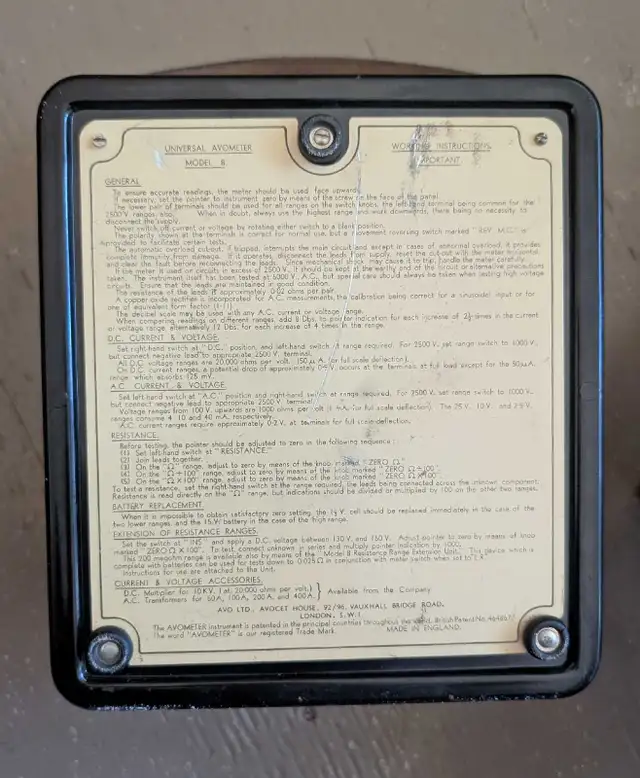 Vintage Universal AvoMeter MK2, Leads, Leather Case in General Electronics in Kamloops - Image 6