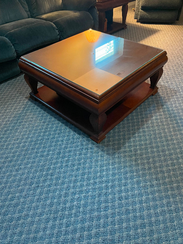 Coffee and end table in Coffee Tables in Owen Sound - Image 4