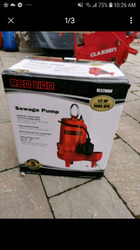 Red Lion cast iron sewage pump 1/2 HP 9000gpm