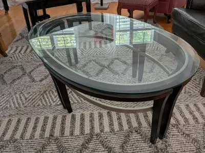 Table de salon en bois et verre, View more
