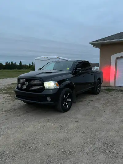 Fully loaded with larmie limited interior. Ram cargo boxes. New tires, new windshield. Bilstien leve...