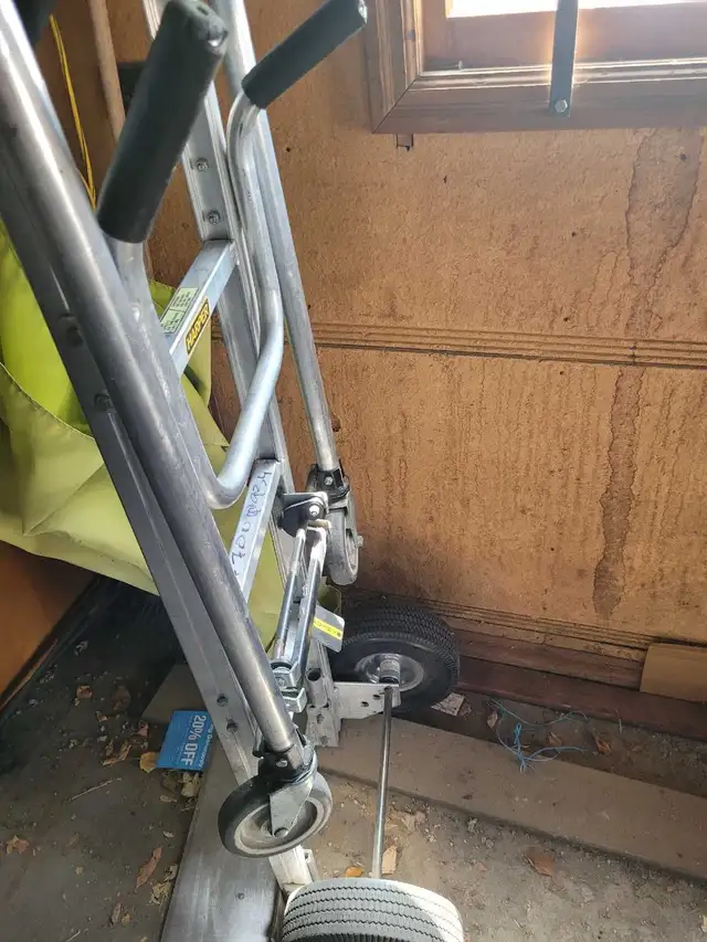 found on street454687909186129920