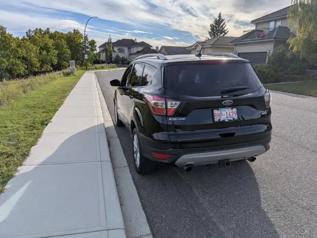 2017 Ford Escape - Titanium578311161801625601