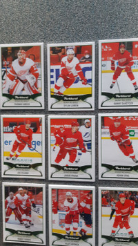 2021-22 Parkhurst Detroit Red Wings 11 basic Cartes hockey cards