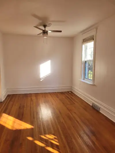 large 2bedroom half of duplex Pembroke