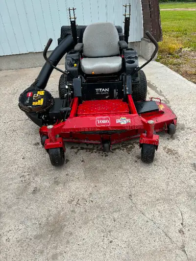 Toro zero turn lawn mower with bagger