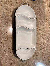 Selling 5 piece serving tray set