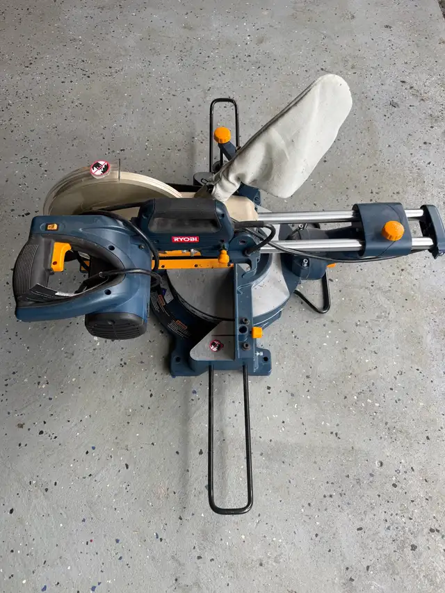 Ryobi Table saw  in Power Tools in Oakville / Halton Region - Image 3