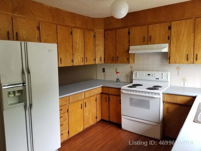 3bed apt for rent, Grande Cache, with utilities 1200/mo, a STEAL 4