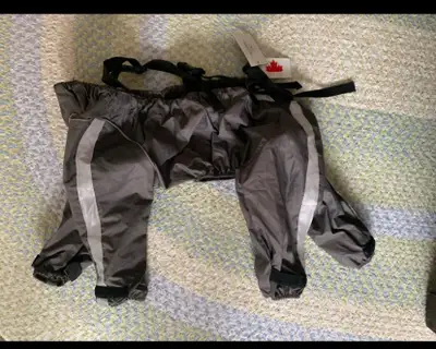 New with tag FouFou Dog Bodyguard Pants - Large 19” Check out these FouFou Dog Bodyguard pants in si...