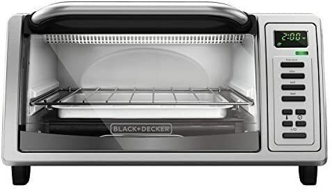 SMALL DIGITAL TOASTER OVEN in Toasters & Toaster Ovens in Dawson Creek