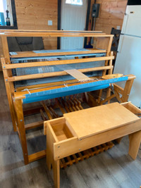 LeClerc 45” Nilart 8 Shaft Weaving Loom