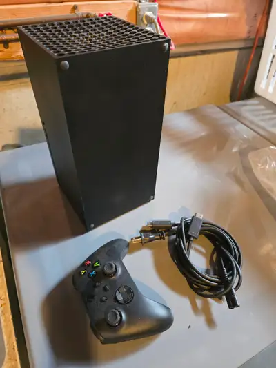 Xbox Series X - Excellent Condition, View more