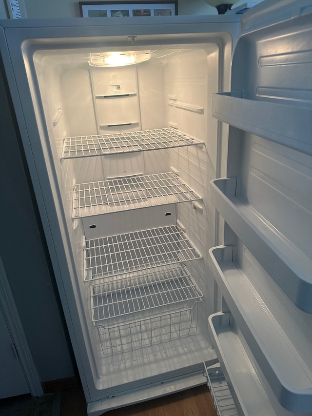 Large standup freezer in Freezers in Sudbury - Image 4
