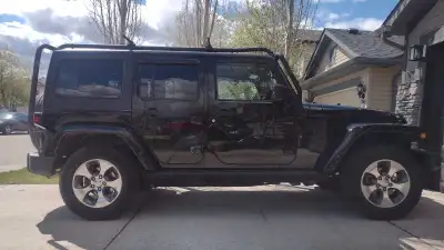 2017 Jeep Wrangler JK Unlimited Sahara   OBO