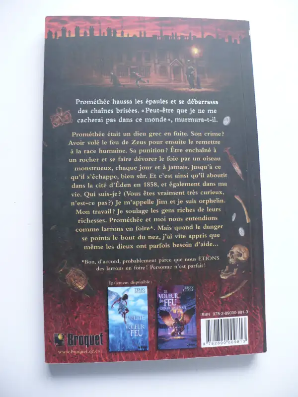 TRILOGIE LE VOLEUR DE FEU - TERRY DEARY ( 3 LIVRES ) JEUNESSE in Fiction in Longueuil / South Shore - Image 4