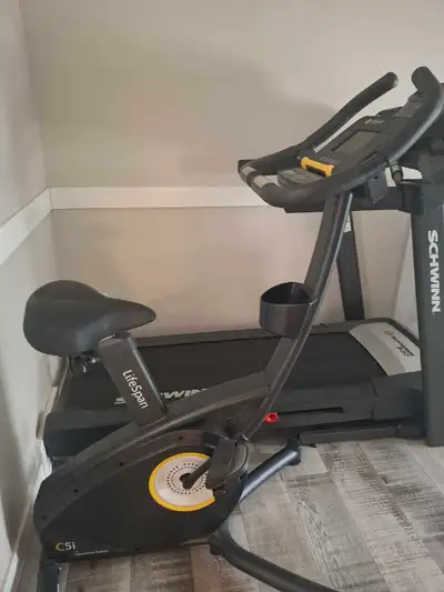 This exercise bike, is in excellent condition, hardly ever used, I rather go to the gym.