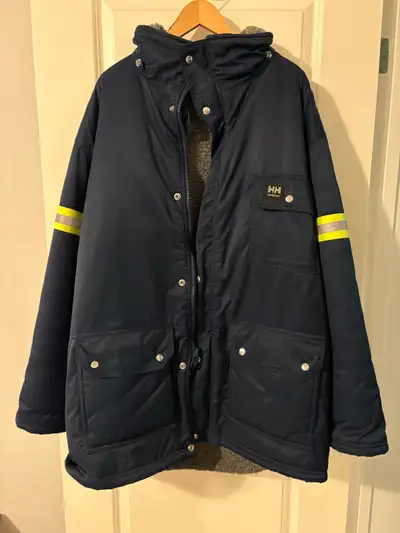 Like New Extremely warm, no rips or issues. Size XL. Retails for approximately 1000. Asking 425 obo....