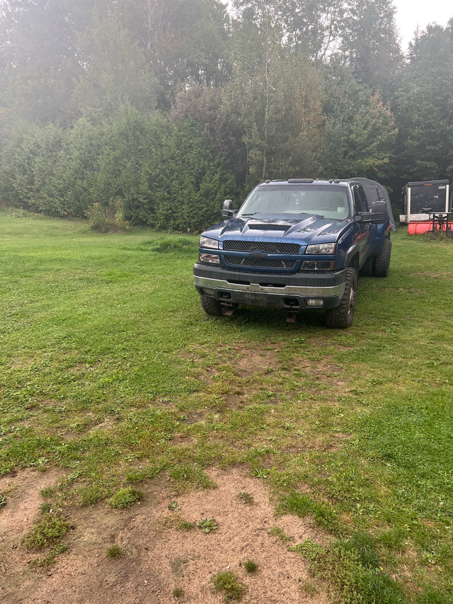 3500 chevy in Cars & Trucks in Muskoka - Image 2