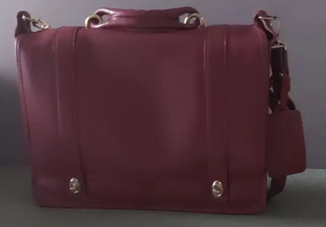 TARGUS LEATHER LAPTOP/SATCHEL BAG in Laptop Accessories in Markham / York Region - Image 3