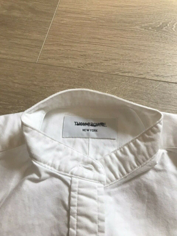 Thom Browne Lady Round Neck Rare Sample Shirt Size 1 in Women's - Tops & Outerwear in Kelowna - Image 2