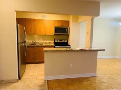 Accomodation for 2 people near Don mills Subway Station